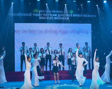 Bay Việt tại Hội diễn nghệ thuật Vietnam Airlines Spirit 2019 - Tốp ca 