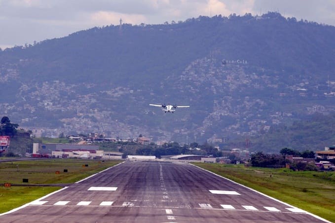 sân bay Toncontín ở thủ đô Tegucigalpa của Honduras