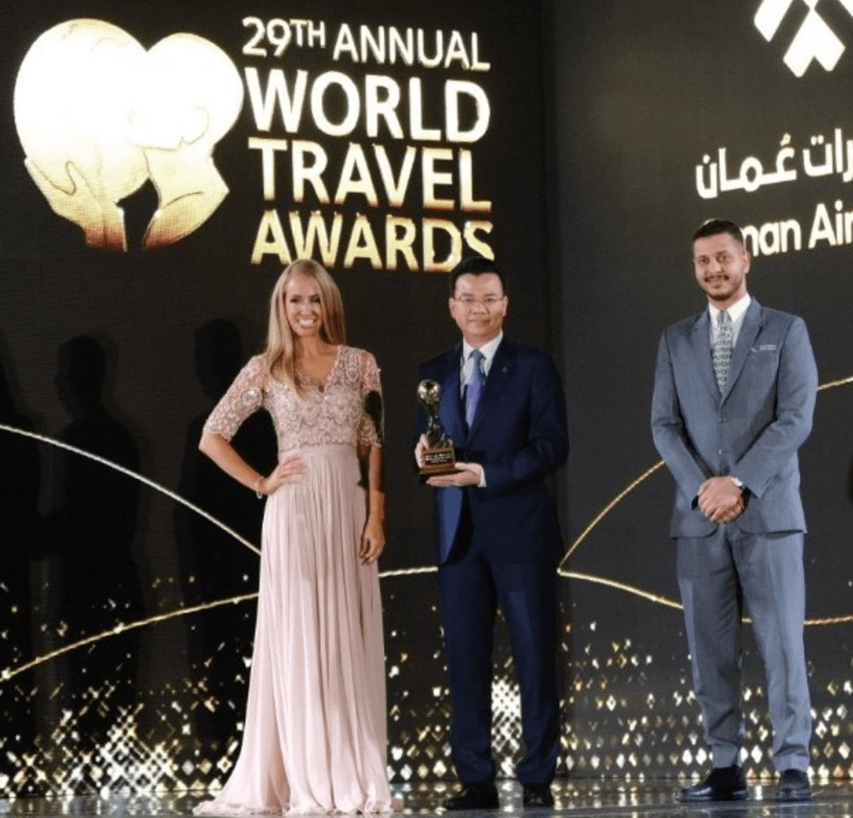 World Travel Awards vinh danh Vietnam Airlines hãng hàng không hàng đầu thế giới về bản sắc văn hóa