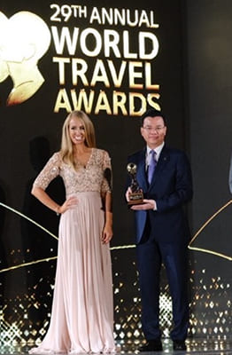 World Travel Awards vinh danh Vietnam Airlines hãng hàng không hàng đầu thế giới về bản sắc văn hóa