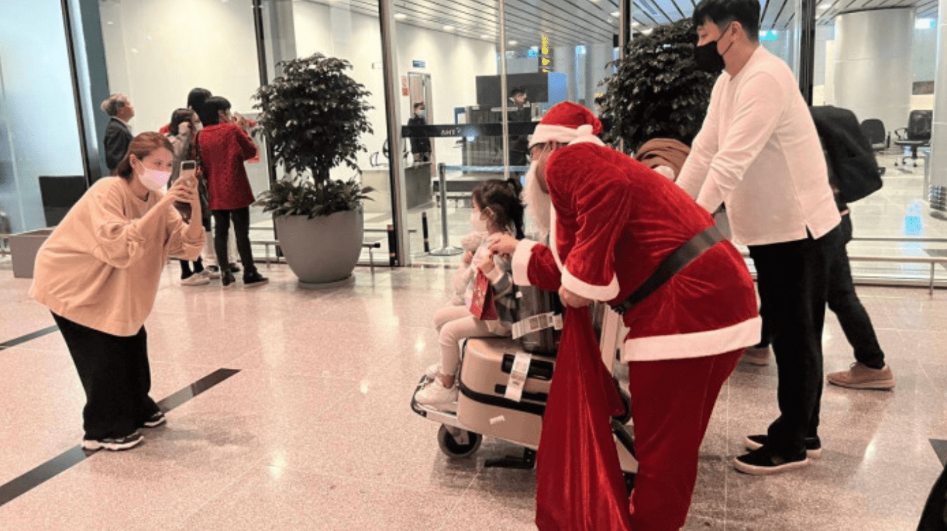 Các hoạt động Giáng sinh tổ chức tại sân bay Đà Nẵng