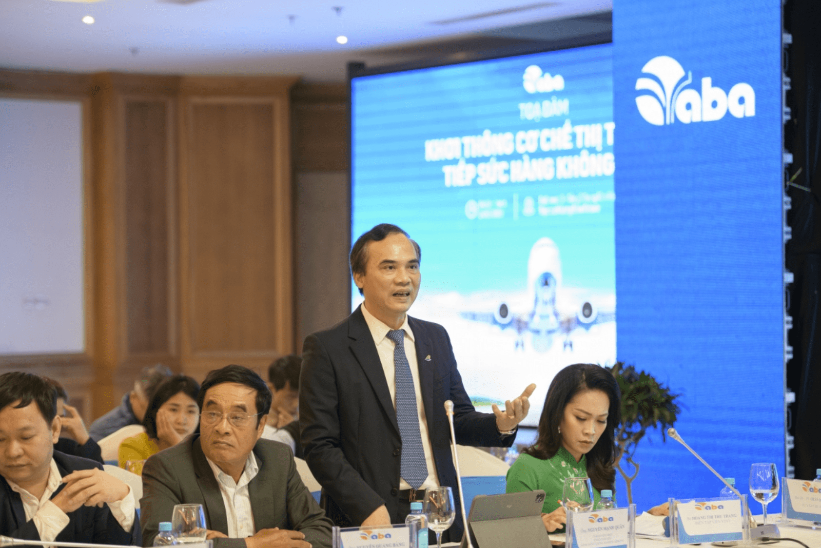 Ông Nguyễn Mạnh Quân - Tổng Giám đốc Bamboo Airways nêu ra ba nhóm giải pháp nhằm tháo gỡ khó khăn cho doanh nghiệp hàng không