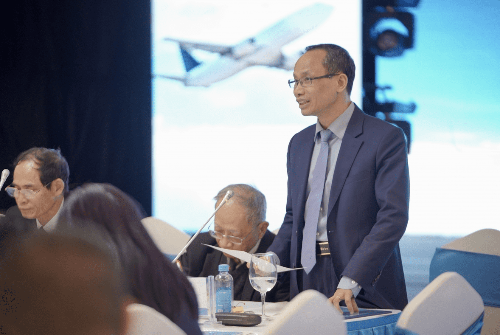 TS Cấn Văn Lực kỳ vọng việc nối lại hoạt động du lịch, đi lại bằng đường hàng không sẽ thúc đẩy tăng trưởng doanh thu toàn ngành năm 2023