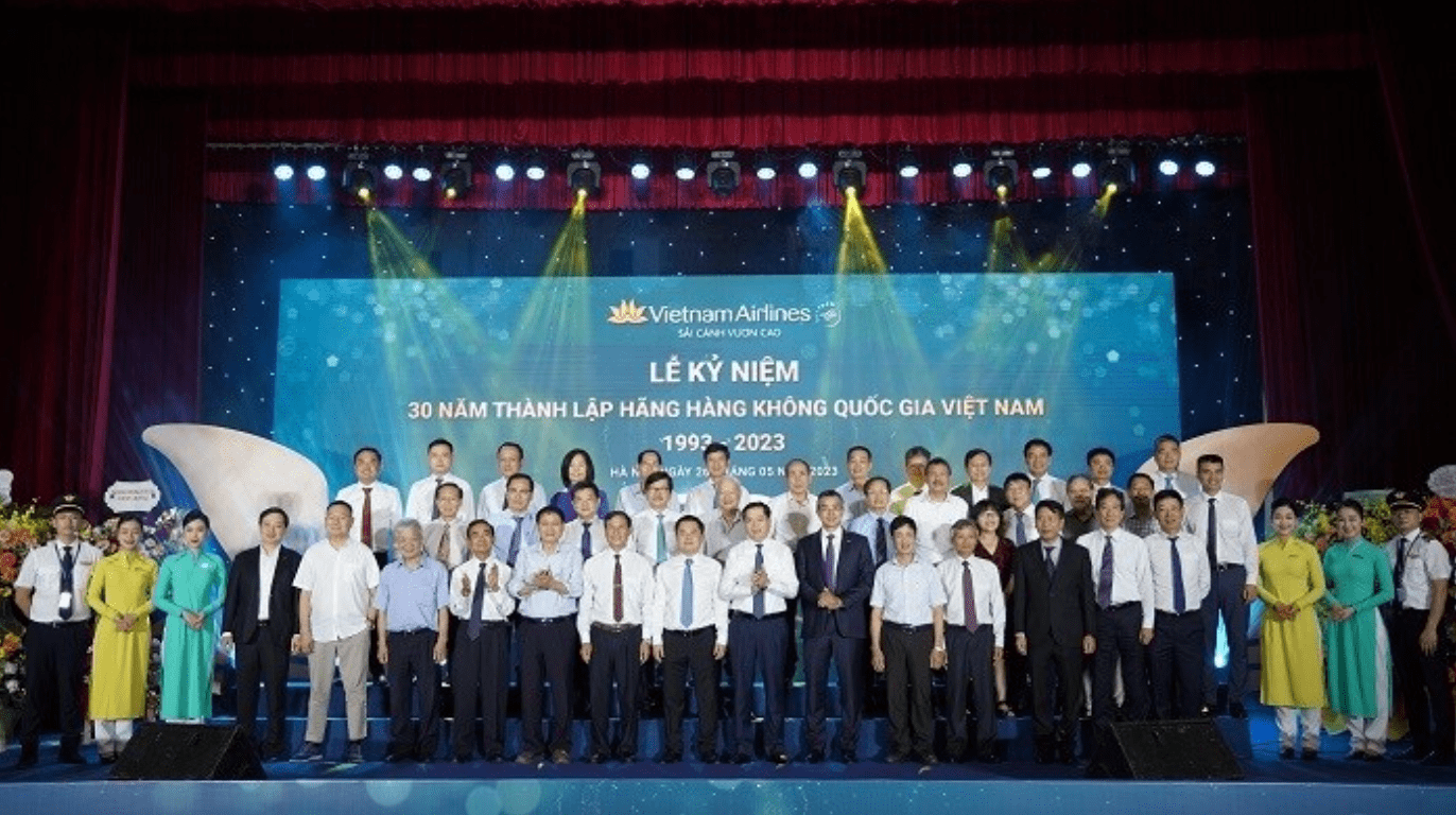 Trong suốt hành trình phát triển, Hãng hàng không Quốc gia tự hào là cầu nối giao thương, du lịch và văn hóa giữa Việt Nam với thế giới