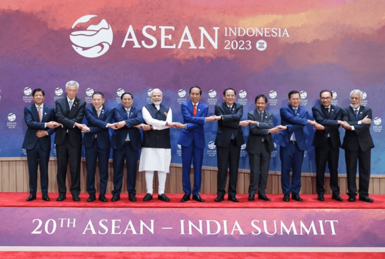 Thủ tướng Phạm Minh Chính và Trưởng đoàn các nước tham dự Hội nghị Cấp cao ASEAN - Ấn Độ lần thứ 20 (Ảnh: VGP).