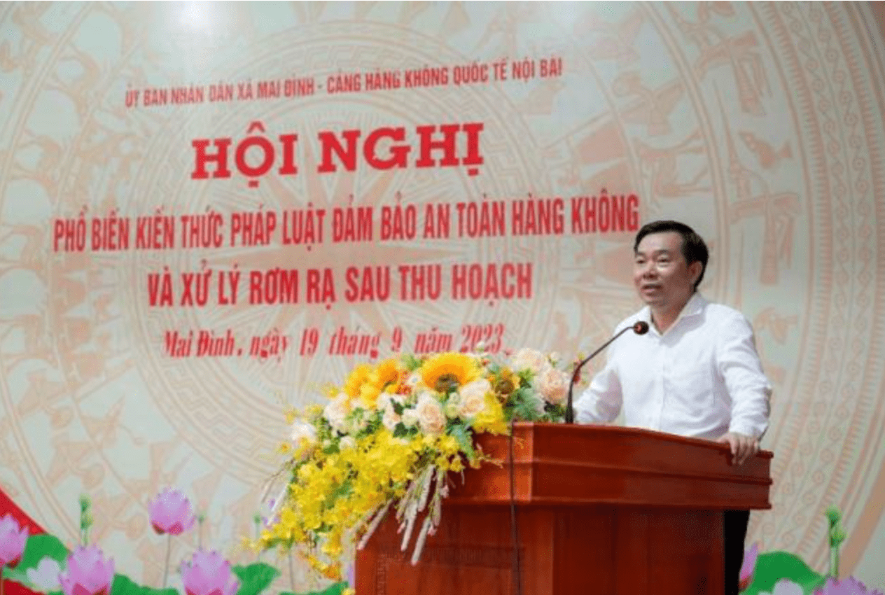 (Ông Nguyễn Văn Khoa, Phó Chủ tịch Ủy ban nhân dân xã Mai Đình phát biểu khai mạc Hội nghị).